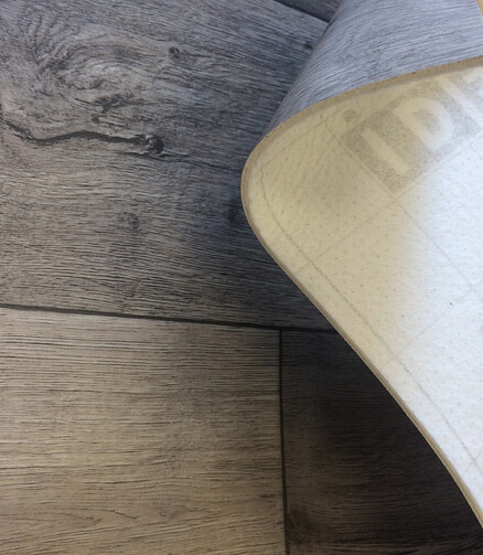 Линолеум IDEAL ULTRA CRACKED OAK 5-1.5м 438x503 в Материке - Вариант 4