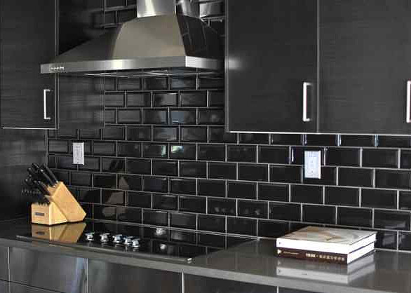 Плитка Colortile Z-BLACK BEWEL 10х30см 0,99м2 цвет glossy 586x674 в Материке