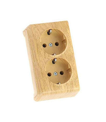 Розетка Viko VERA 90682056 2мест. с/з дуб 438x503 в Материке