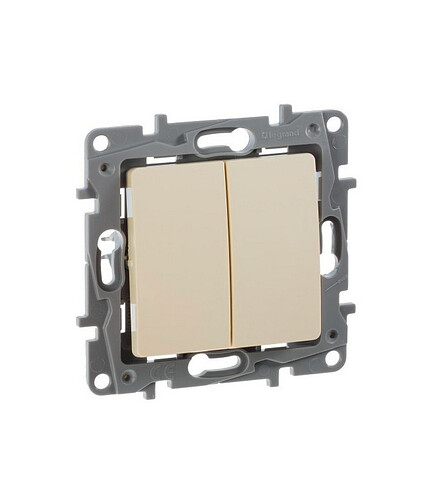 Выключатель Legrand ETIKA 672302 2кл. сл.кость 438x503 в Материке