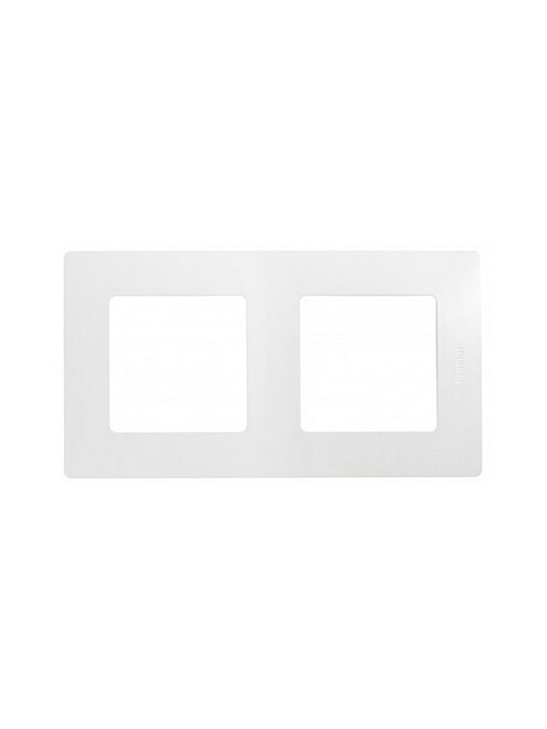 Рамка Legrand ETIKA 672502 2мест. белый 495x660 Рамка Legrand ETIKA 672502 2мест. белый 495x660 в Материке