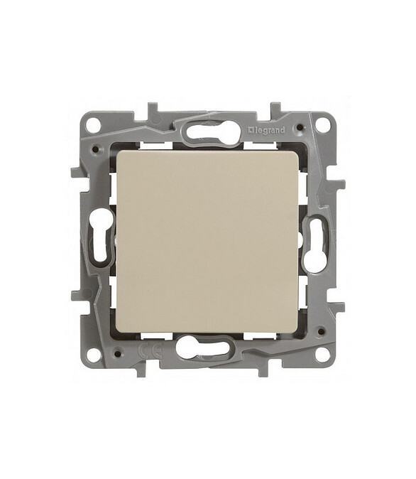 Выключатель Legrand ETIKA 672301 1кл. сл.кость 586x674 Выключатель Legrand ETIKA 672301 1кл. сл.кость 586x674 в Материке