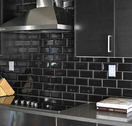 Плитка Colortile Z-BLACK BEWEL 10х30см 0,99м2 цвет glossy 438x503 в Материке
