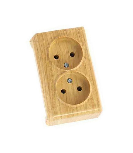 Розетка Viko VERA 90682055 2мест. дуб 438x503 в Материке