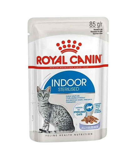 Корм для кошек Royal Canin Indoor Sterilised кусочки в соусе (85г) 438x503 в Материке