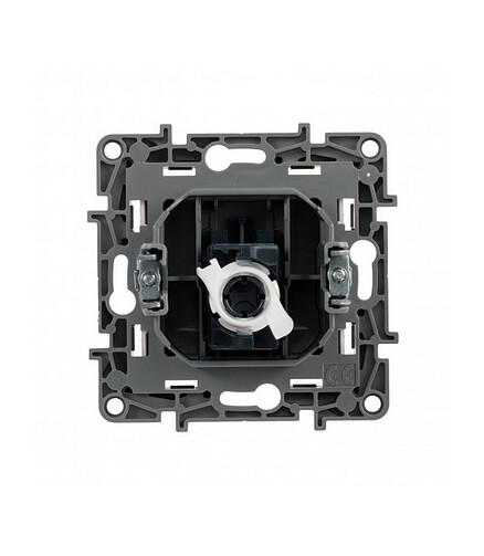 Розетка комп. Legrand ETIKA 672241 1мест. белый 438x503 в Материке - Вариант 3