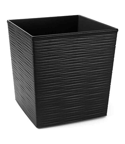 Кашпо JUKA DLUTO с вкладышем (19x19см) пластик черный LA598-04 438x503 в Материке