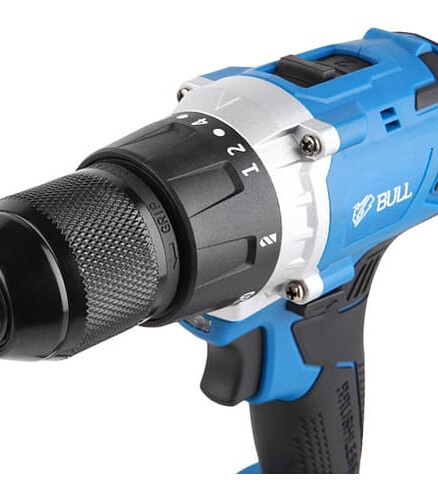 Шуруповерт аккум. BULL SR1802 б/щ 18В 2х4Ач 80Нм 438x503 в Материке - Вариант 2