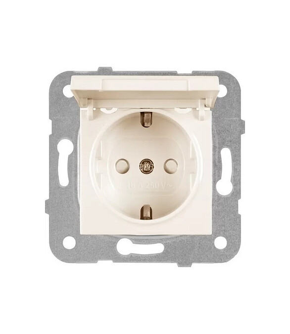 Розетка Viko KARRE 90963712 1мест. с крышкой крем 586x674 Розетка Viko KARRE 90963712 1мест. с крышкой крем 586x674 в Материке