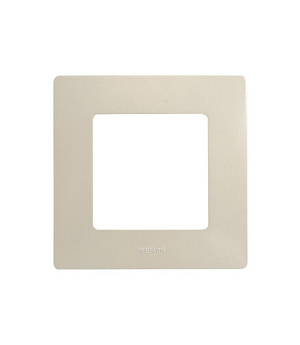Рамка Legrand ETIKA 672511 1мест. сл.кость 438x503 в Материке