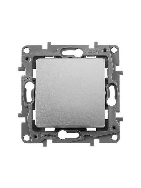 Выключатель прох. Legrand ETIKA 672405 1кл. алюмин. 495x660 Выключатель прох. Legrand ETIKA 672405 1кл. алюмин. 495x660 в Материке