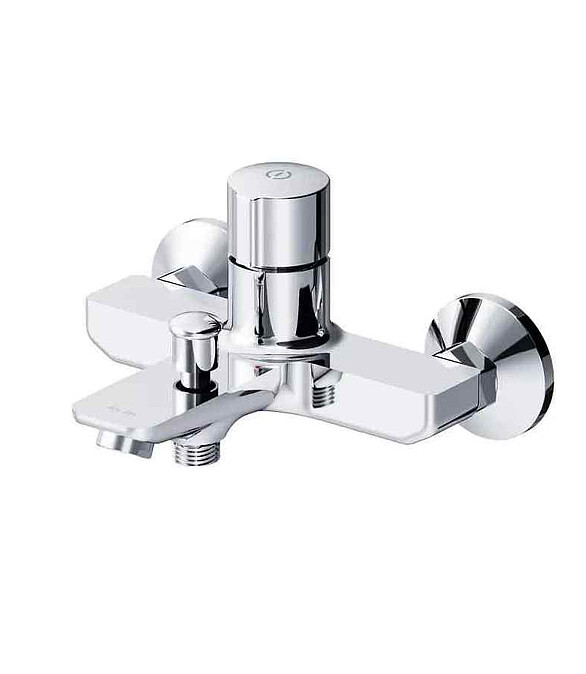 Смеситель X-JOY F85A10500 (для ванны, кор.излив) нажимной, без душ.компл., хром 586x674 Смеситель X-JOY F85A10500 (для ванны, кор.излив) нажимной, без душ.компл., хром 586x674 в Материке