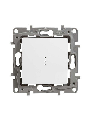 Выключатель прох. Legrand ETIKA 672215 1кл. подсв. белый 238x286 в Материке