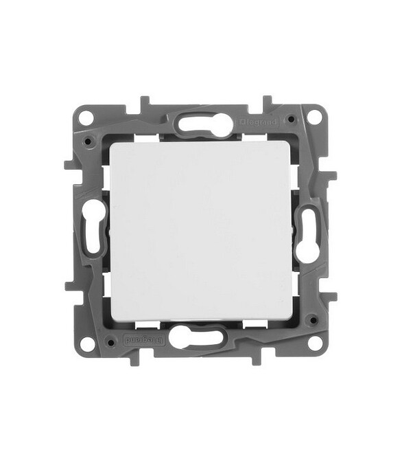 Выключатель прох. Legrand ETIKA 672205 1кл. белый 586x674 Выключатель прох. Legrand ETIKA 672205 1кл. белый 586x674 в Материке