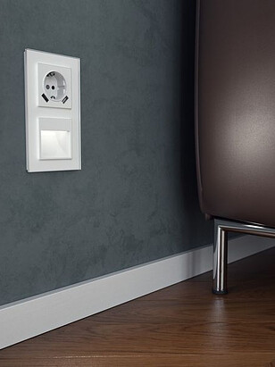 Рамка WERKEL Favorit 2мест. белый 238x286 в Материке - Вариант 3