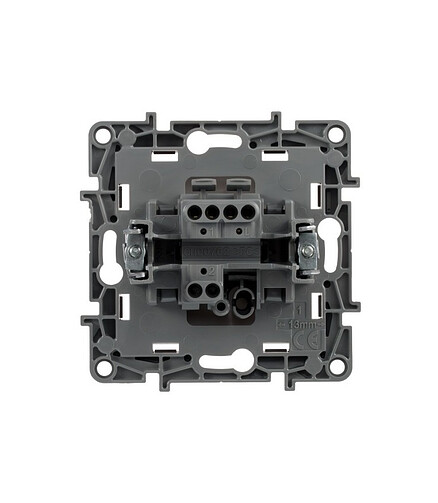 Выключатель Legrand ETIKA 672201 1кл. белый 438x503 в Материке - Вариант 3