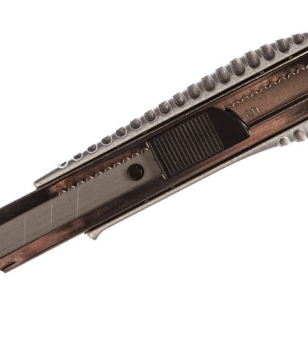 Нож сегм. COLOR EXPERT 95652027 18мм 438x503 в Материке - Вариант 2