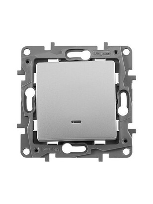 Выключатель прох. Legrand ETIKA 672415 1кл. подсв. алюмин. 238x286 в Материке