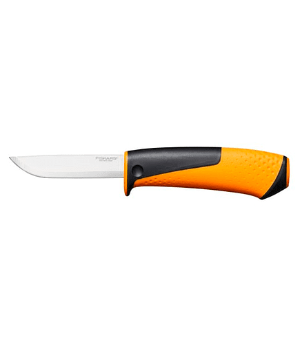 Нож универс. FISKARS 1023618 с точилкой 438x503 в Материке